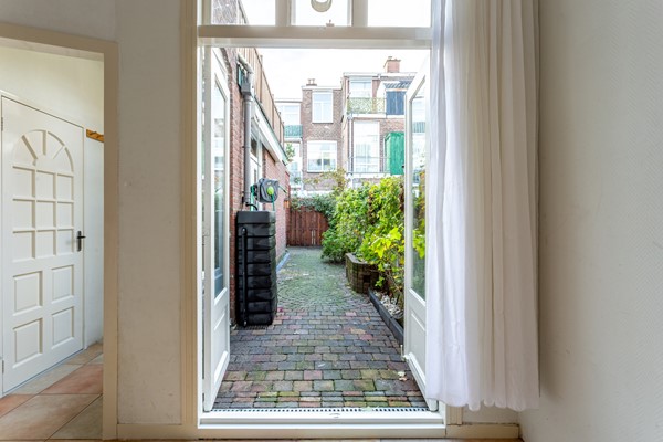 Medium property photo - Hendrik van Deventerstraat 106, 2563 XW Den Haag